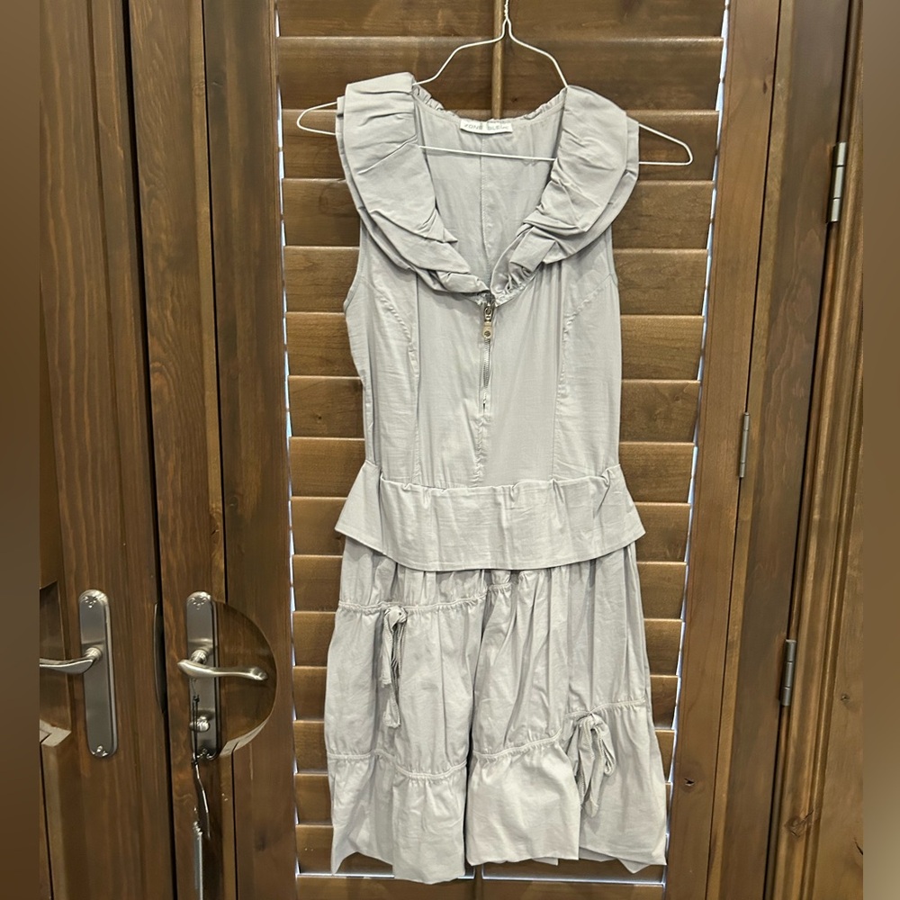 ZONE BLEUE Gray Ruffled Sleeveless Dress - French size T4 equivalent to US 8